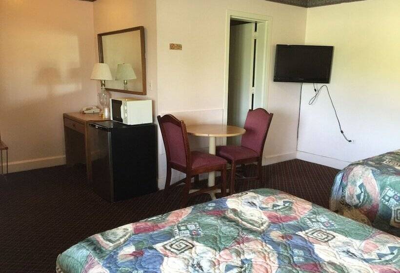 Номер Стандарт 2 Двуспальные Кровати, Mark Twain Motor Inn