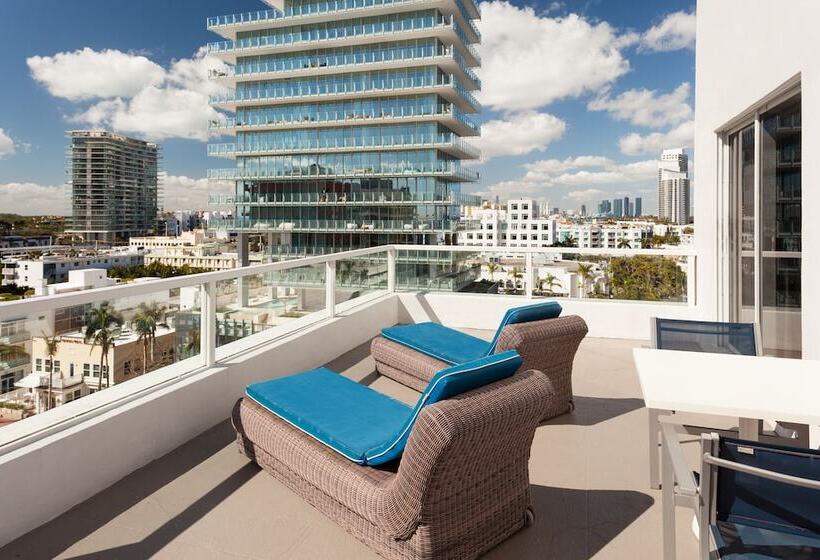 Номер Стандарт 2 Двуспальные Кровати, Marriott Stanton South Beach