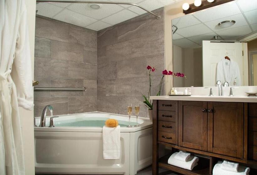 자쿠지 스위트, Meadowbrook Inn