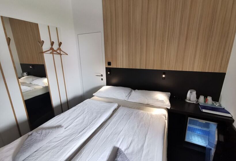 اتاق استاندارد, Cha Cha Rooms