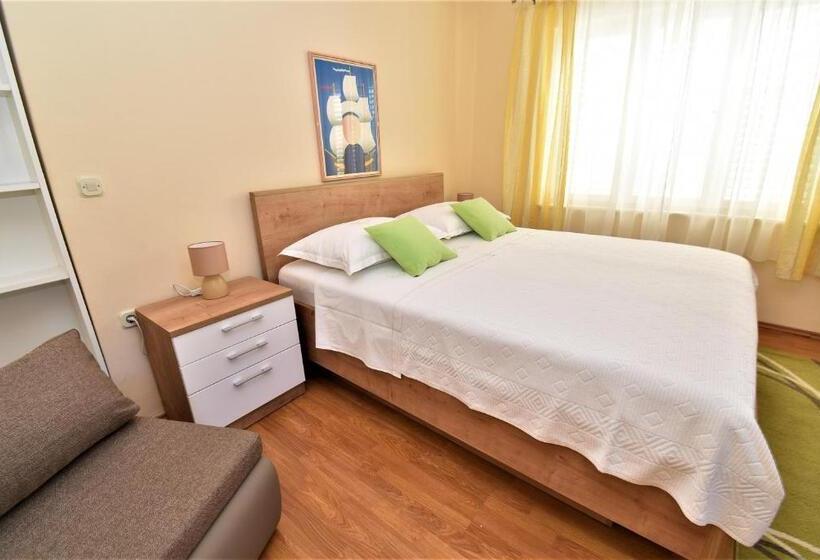 استودیو استاندارد با چشم‌انداز باغ, Guesthouse Kanjuo