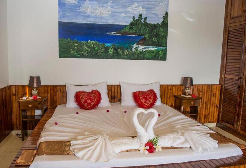 استودیوی استاندارد با چشم‌انداز دریا, Les Elles Guesthouse Self Catering