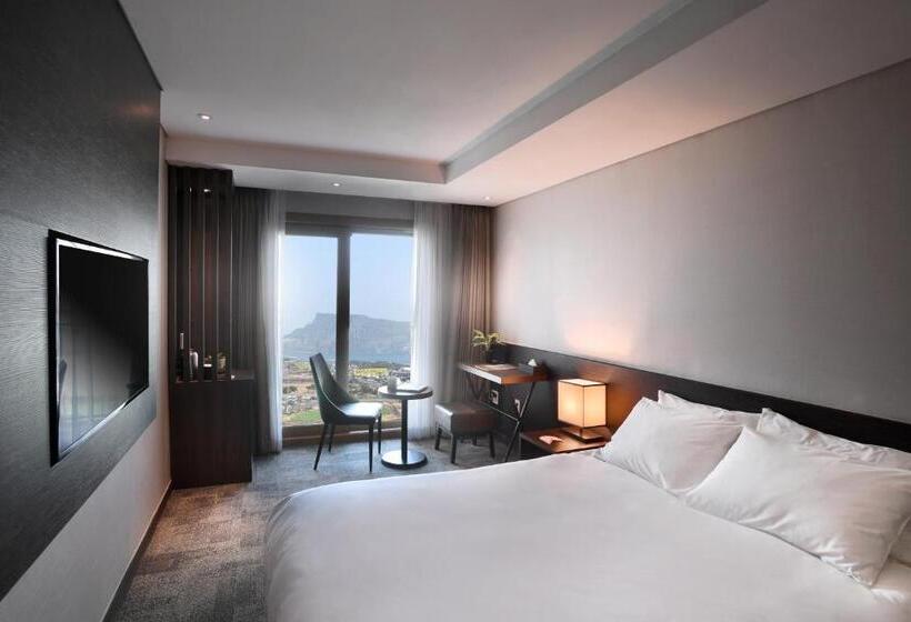 Номер Deluxe Вид на Море, Jeju Seongsan Golden View