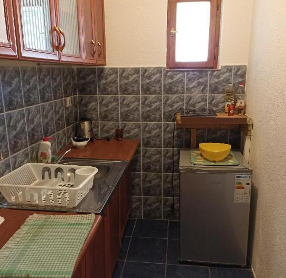 آپارتمان 1 خوابه, Apartments & Rooms Vitko