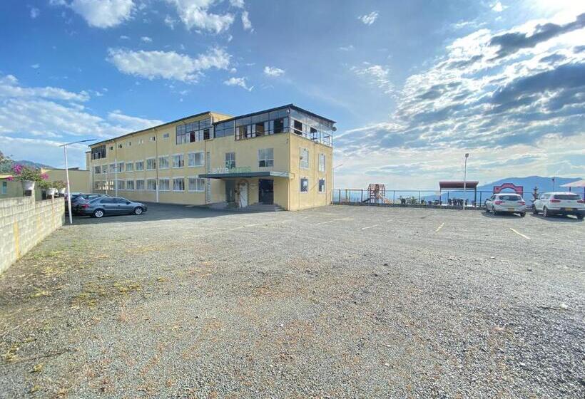 Номер Стандарт Вид на Горы, Entre Lomas