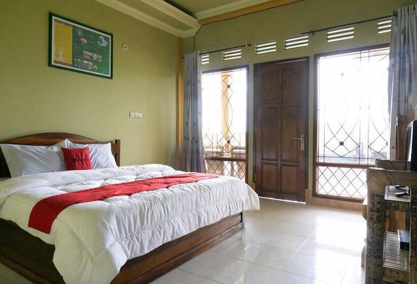 Номер Deluxe, Reddoorz Near Senaru Rinjani