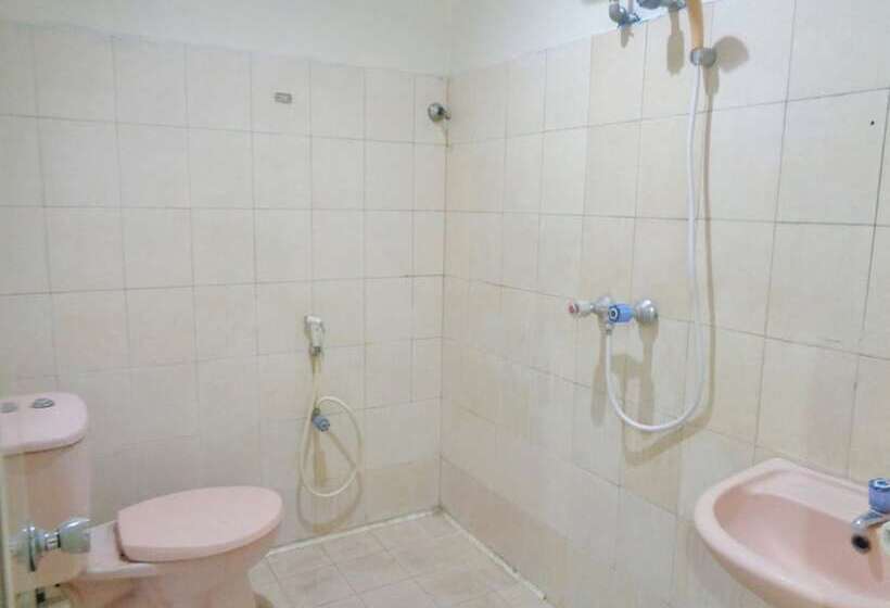 اتاق استاندارد, Oyo 2217 Galaxy