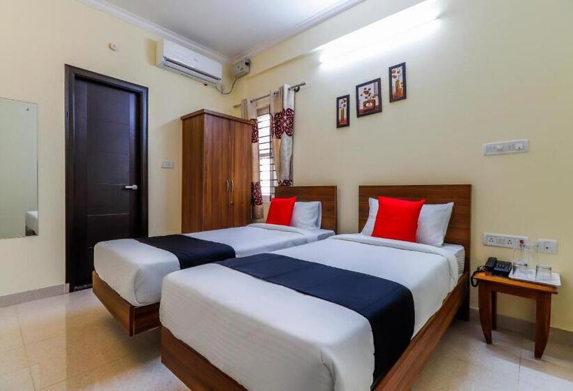 Трехместный Номер Классика, Capital O Sln Residency