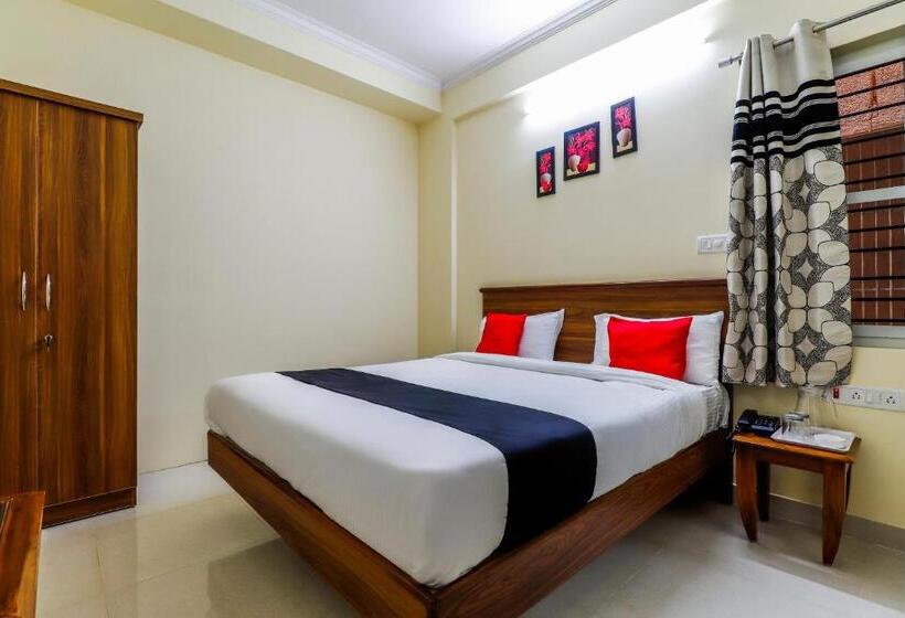 Трехместный Номер Классика, Capital O Sln Residency