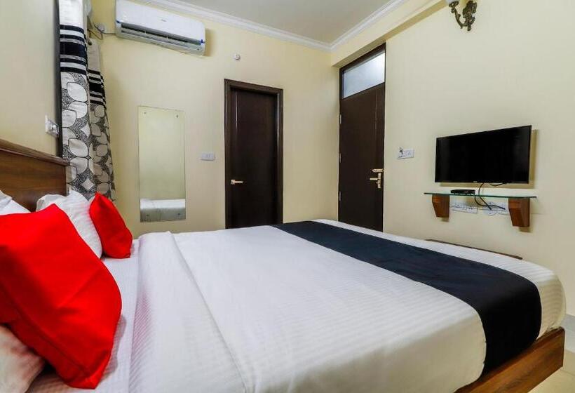 Трехместный Номер Классика, Capital O Sln Residency