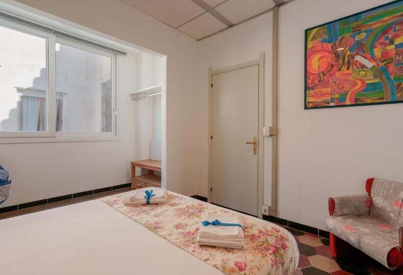 Quarto Estandar, Casa Diaz