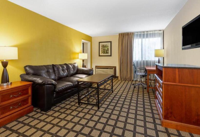 Студия Стандарт, Baymont By Wyndham Queensbury/lake George