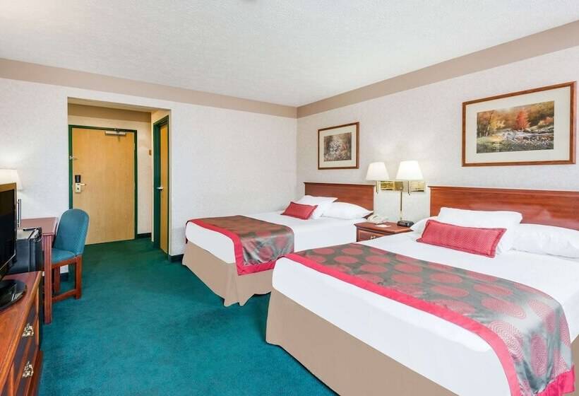 Номер Стандарт 2 Двуспальные Кровати, Ramada By Wyndham Strasburg Dover