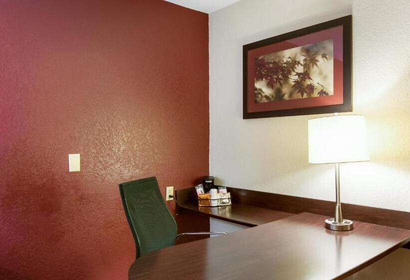 디럭스 룸 킹사이즈 침대, Red Roof Inn Grand Rapids Airport