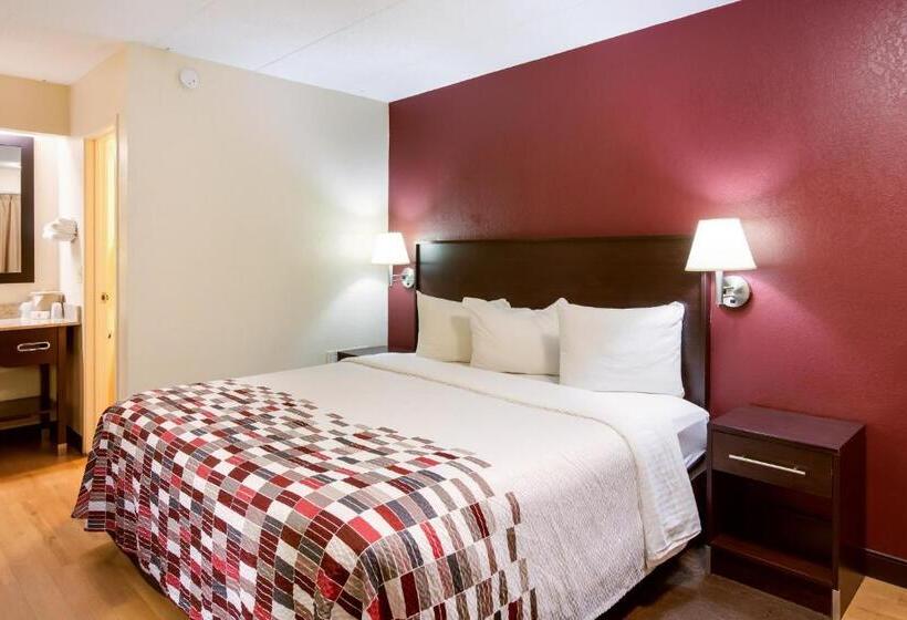 스탠다드 룸 킹사이즈 침대, Red Roof Inn Grand Rapids Airport