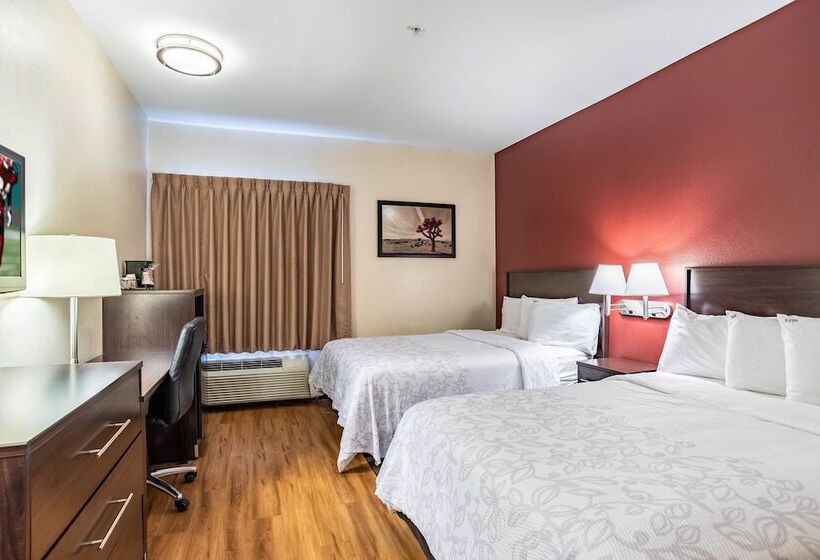 Номер Стандарт 2 Двуспальные Кровати, Red Roof Inn Plus Raleigh Downtown Ncsu Conv Center