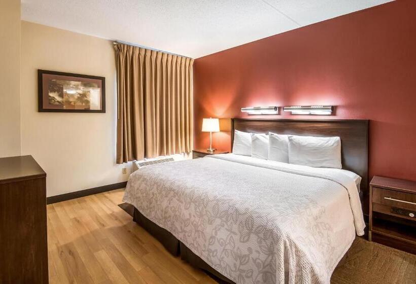 Номер Superior Адаптированный для Инвалидов, Red Roof Inn Plus Raleigh Downtown Ncsu Conv Center