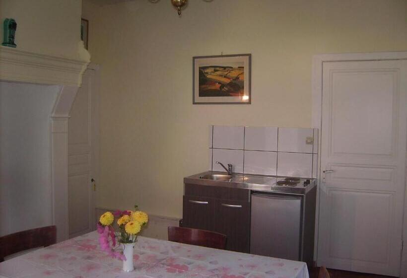 4间卧室的房子, Chambres D Hôtes & Gîtes Du Château De Grand Rullecourt