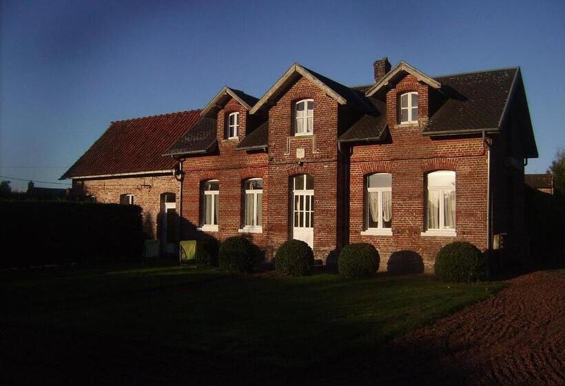 4间卧室的房子, Chambres D Hôtes & Gîtes Du Château De Grand Rullecourt