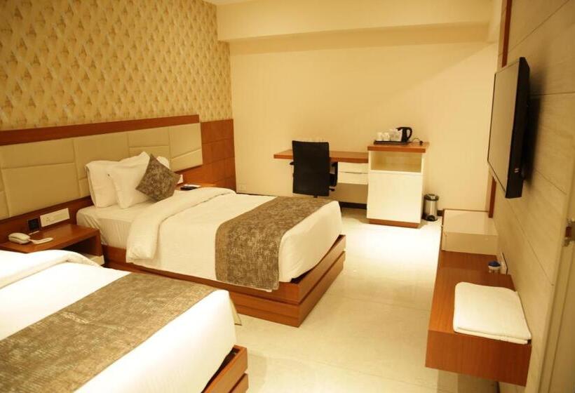 标准间, Robusta Inn