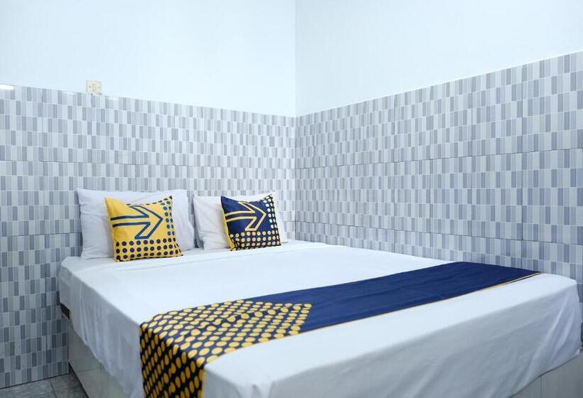 اتاق استاندارد, Spot On 2766 Kezia Kost