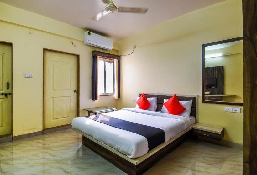 三人经典房间, Collection O 64849 Dwarka Lodge