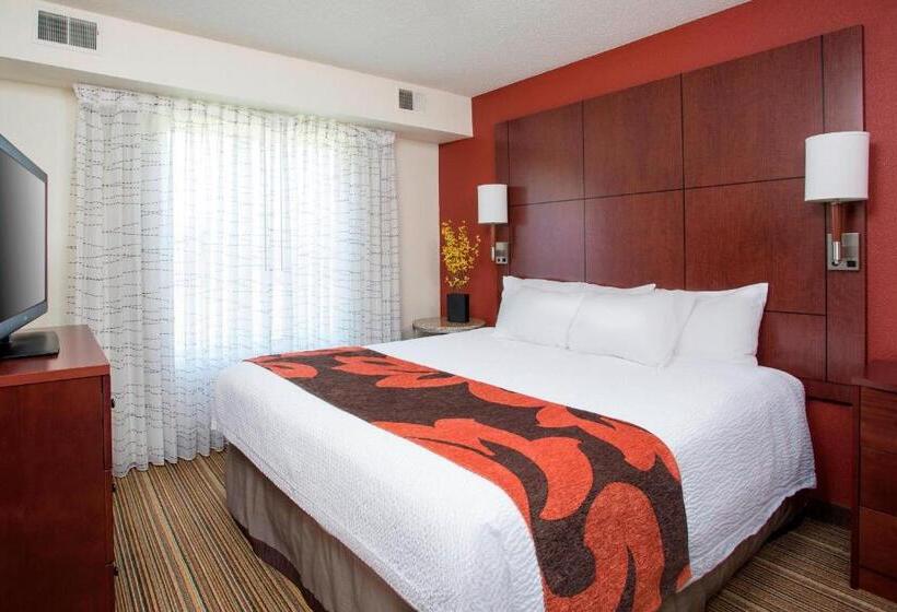 Standard Studio Kingsize Seng, Residence Inn Rockford