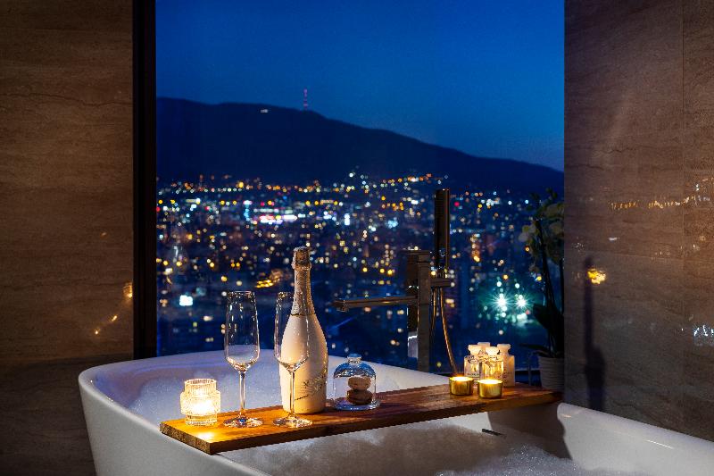 Люкс, Grand Hotel Millennium Sofia
