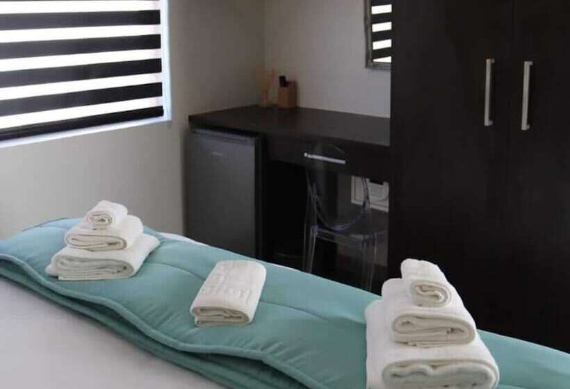 Family Suite, The Feather Hill Boutique