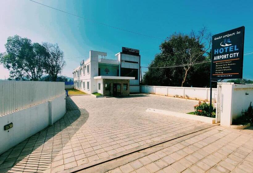 标准间, Airport City