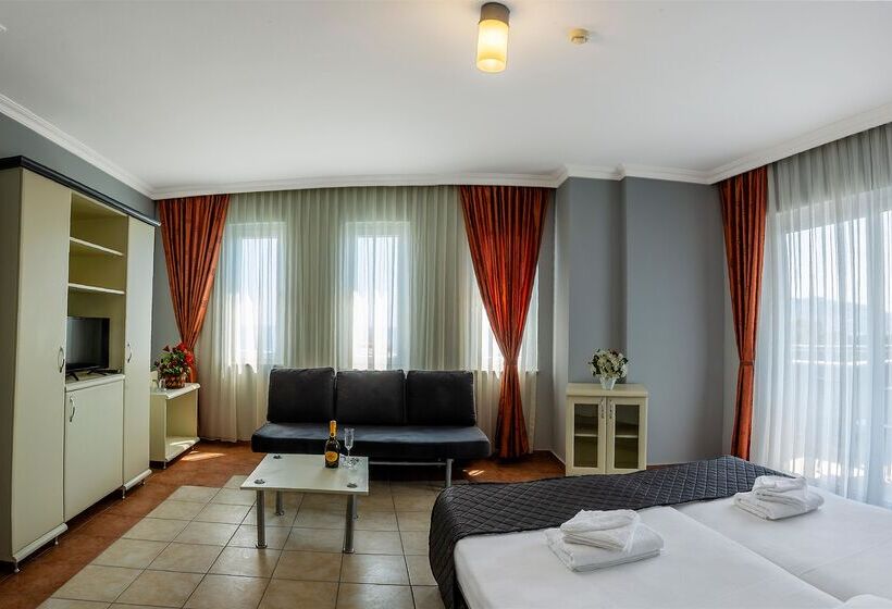 Suite Familiar, Grand Alisa Hotel – Ex.royalisa
