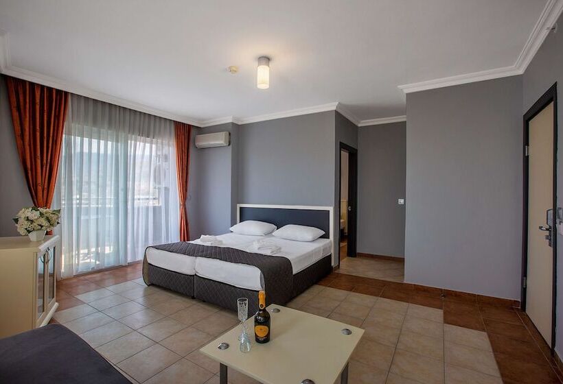 Suite Familiar, Grand Alisa Hotel – Ex.royalisa