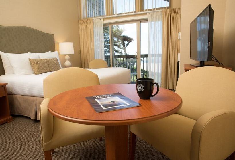 Студия Стандарт, Schooner S Cove Inn