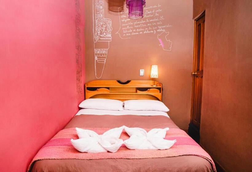 Quarto Estandar, Backpacker La Bo'm