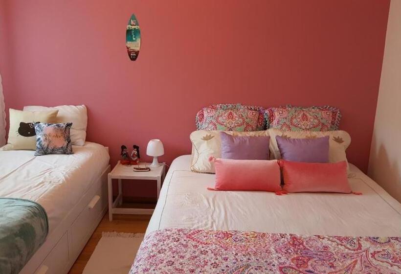 اتاق استاندارد با تخت بزرگ, Caparica Surf Villa