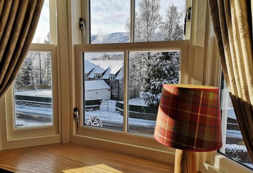 带山景的复式房间, Cranford Guest House