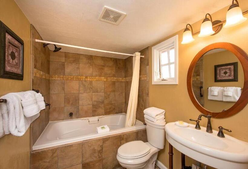 스탠다드 자쿠지 룸, Sunset Inn Pacific Grove