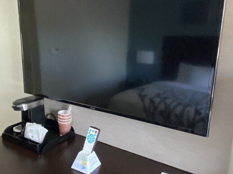 디럭스 룸, Motel 6 Kingsland Kings Bay Naval