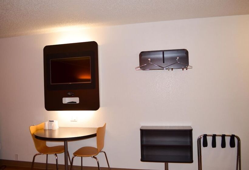 디럭스 룸, Motel 6 Kingsland Kings Bay Naval