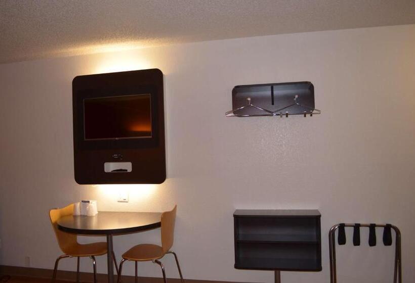 스탠다드 룸 킹사이즈 침대, Motel 6 Kingsland Kings Bay Naval