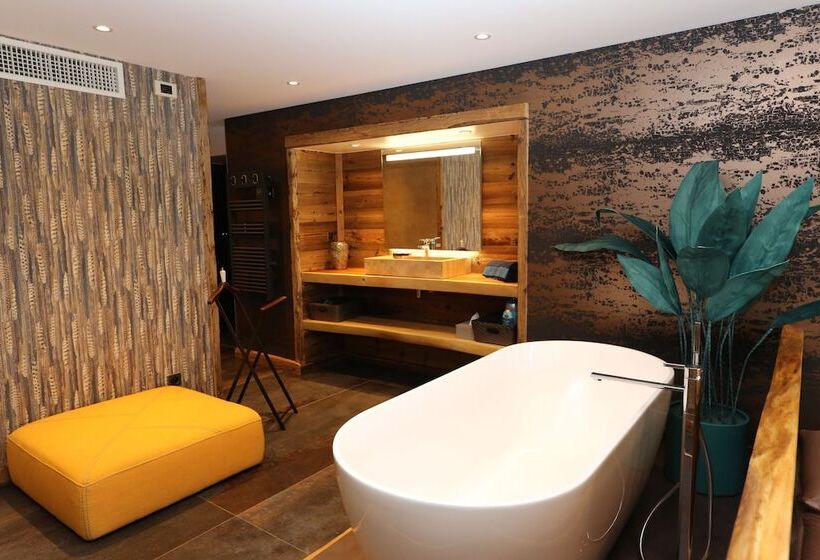 Люкс Вид на Бассейн, Chambres D Hôtes Le Repère Des Anges Et Spa
