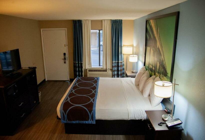 חדר סטנדרט עם מיטת קינג, Opulent Oasis Motel Crestview