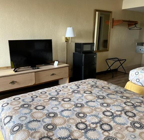 Номер Стандарт, Hole Inn The Wall Hotel   Fort Walton Beach   Sunset Plaza   Nearby Beaches & Hurlburt