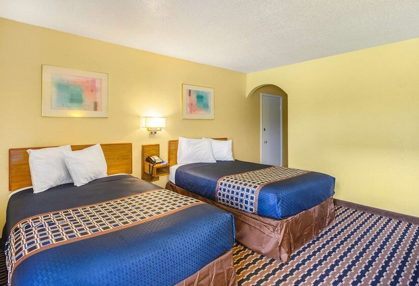 스탠다드 룸 더블 침대 2개, Rodeway Inn