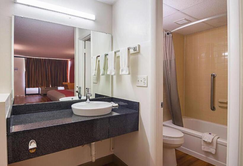Четырехместный Номер Deluxe, Motel 6 Cleveland, Tn