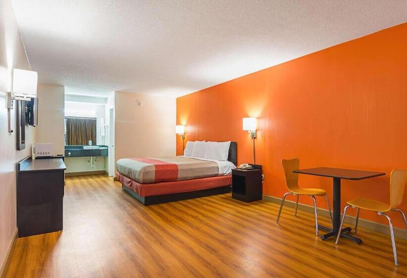 Стандартный Номер Кровать Кинг, Motel 6 Cleveland, Tn
