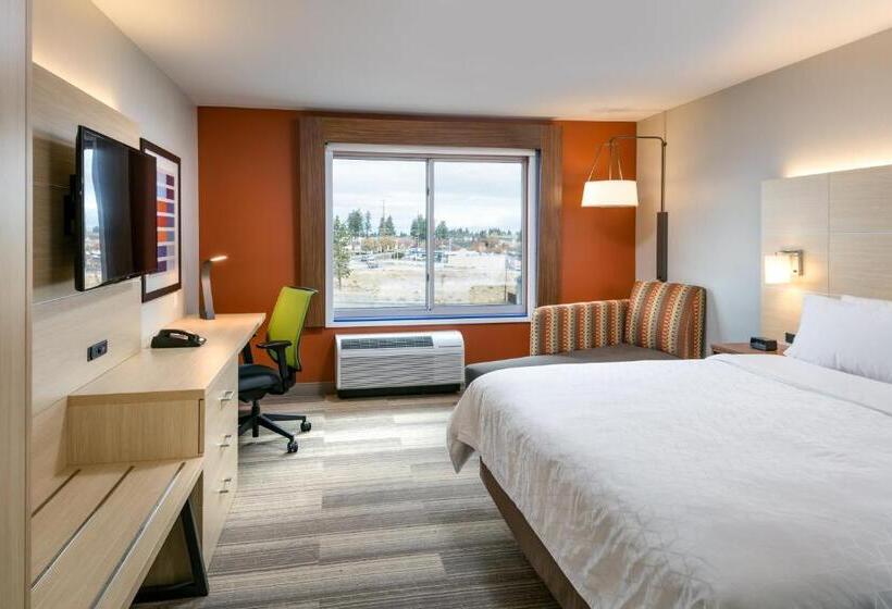 适合残疾人士使用的带超级大床的标准间, Holiday Inn Express & Suites   Bend South, An Ihg