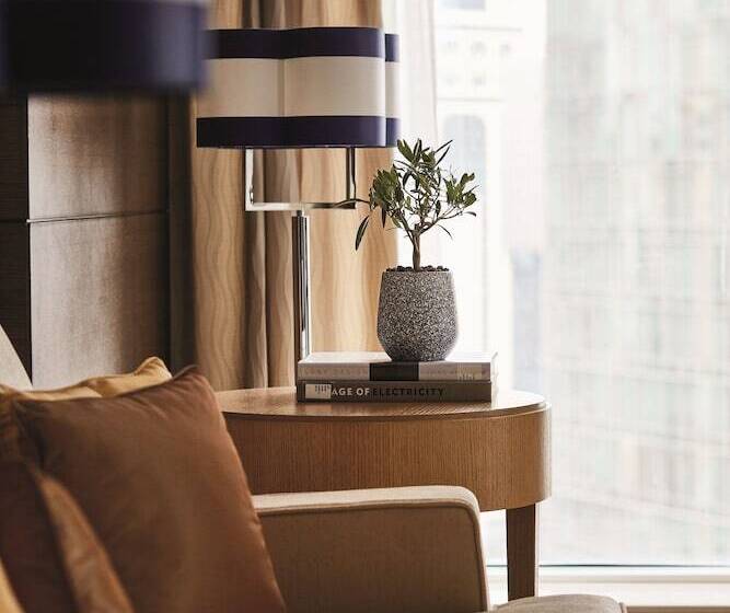 带大床的豪华间, Pullman Doha West Bay
