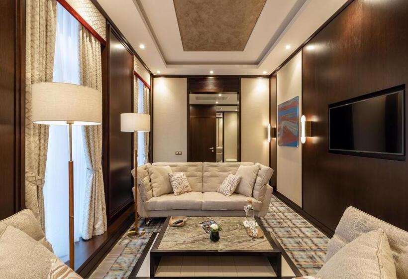 جناح إدارى, Soho Boutique