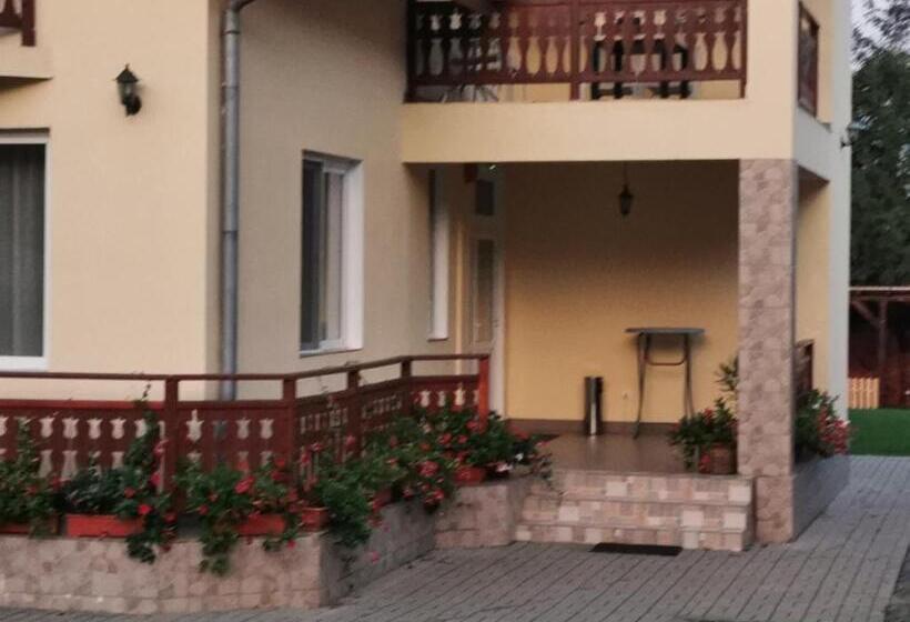 Номер Стандарт, Pensiunea Maria Köber